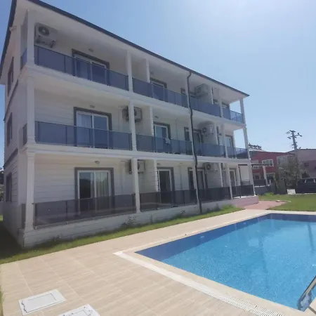 Goeynuek Luex Apart Antalya
